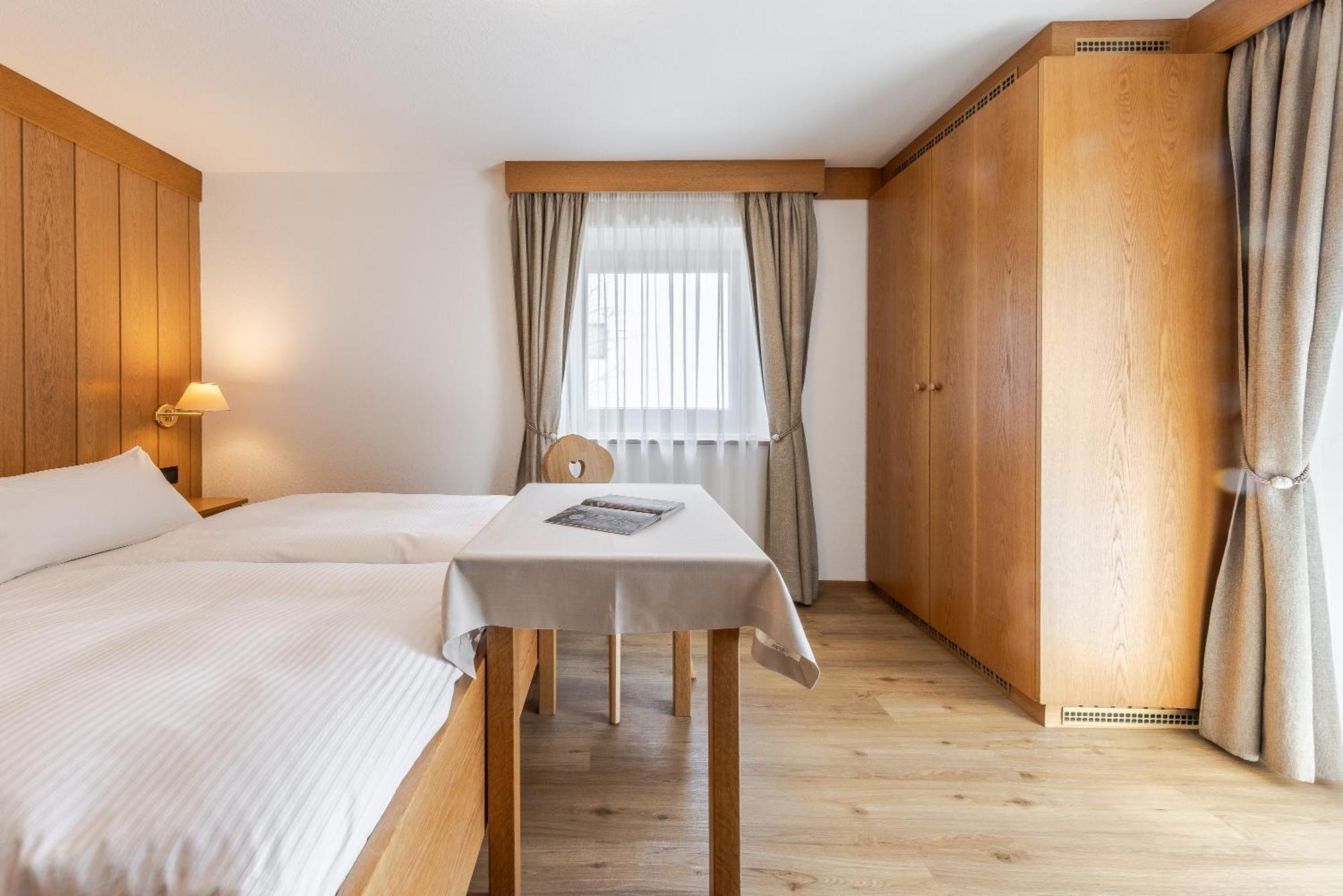 Villa Resi B&B Corvara Zewnętrze zdjęcie
