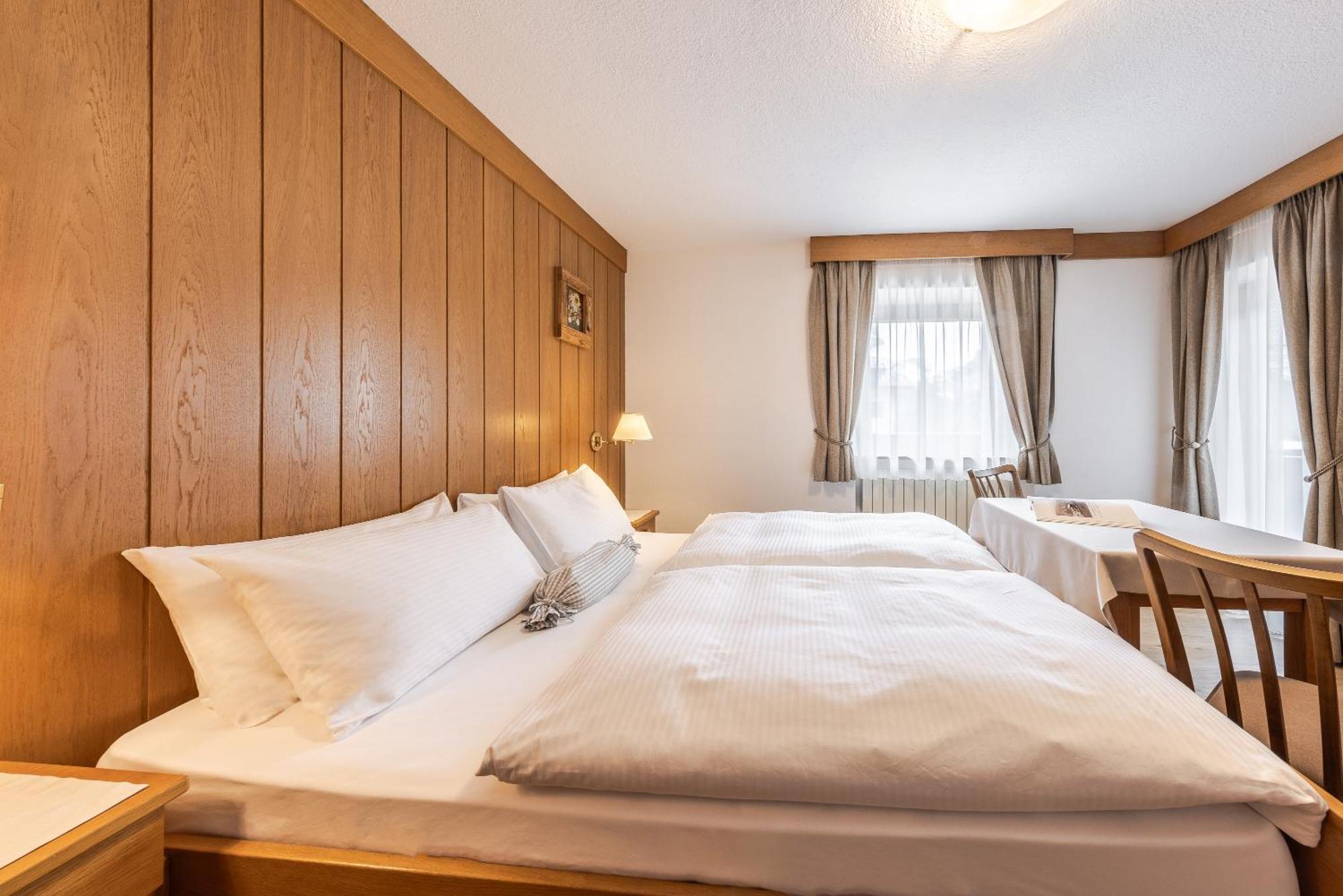 Villa Resi B&B Corvara Zewnętrze zdjęcie